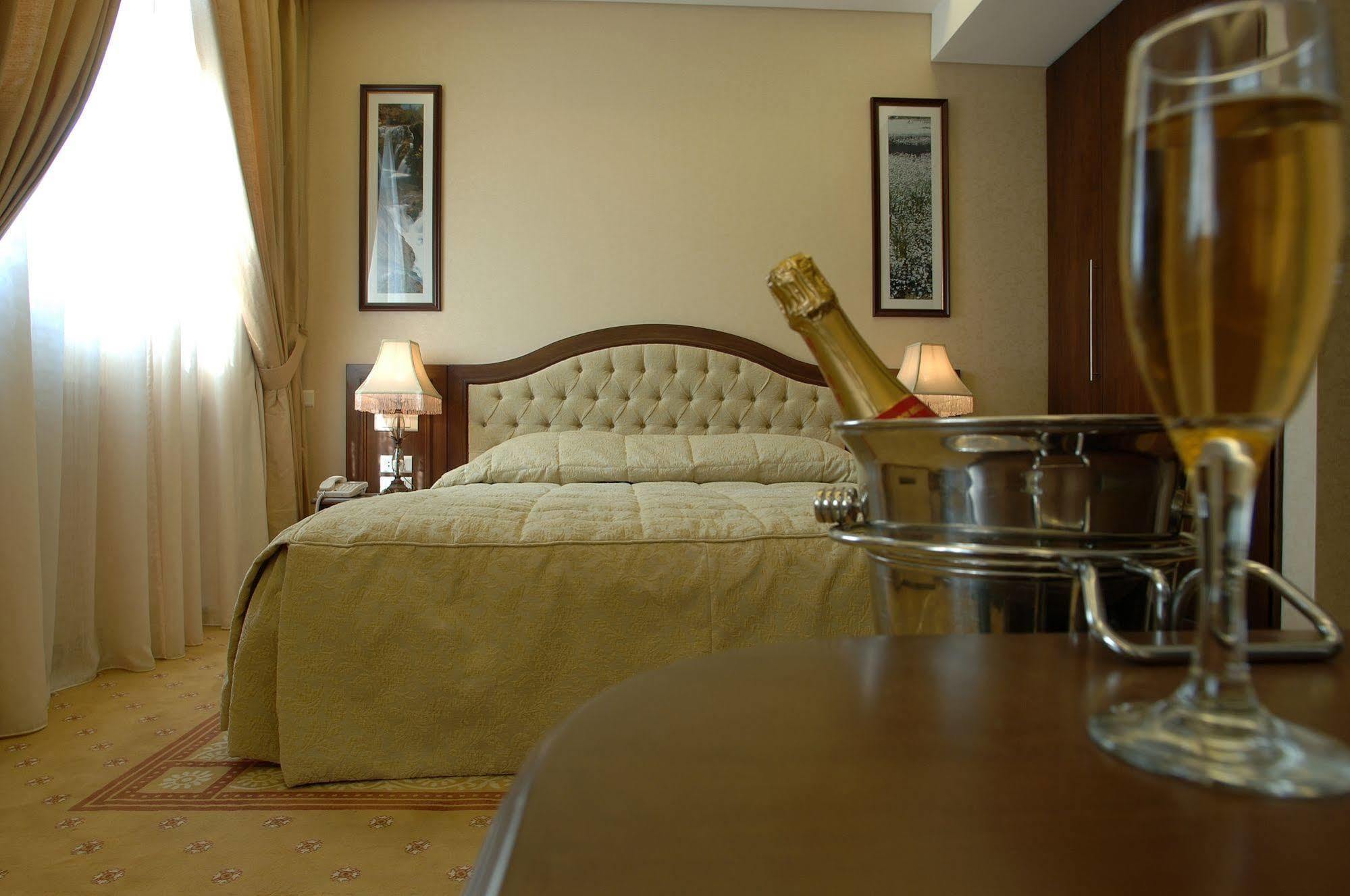 Etoile Suites Boutique Hotel Downtown Beirut Ngoại thất bức ảnh